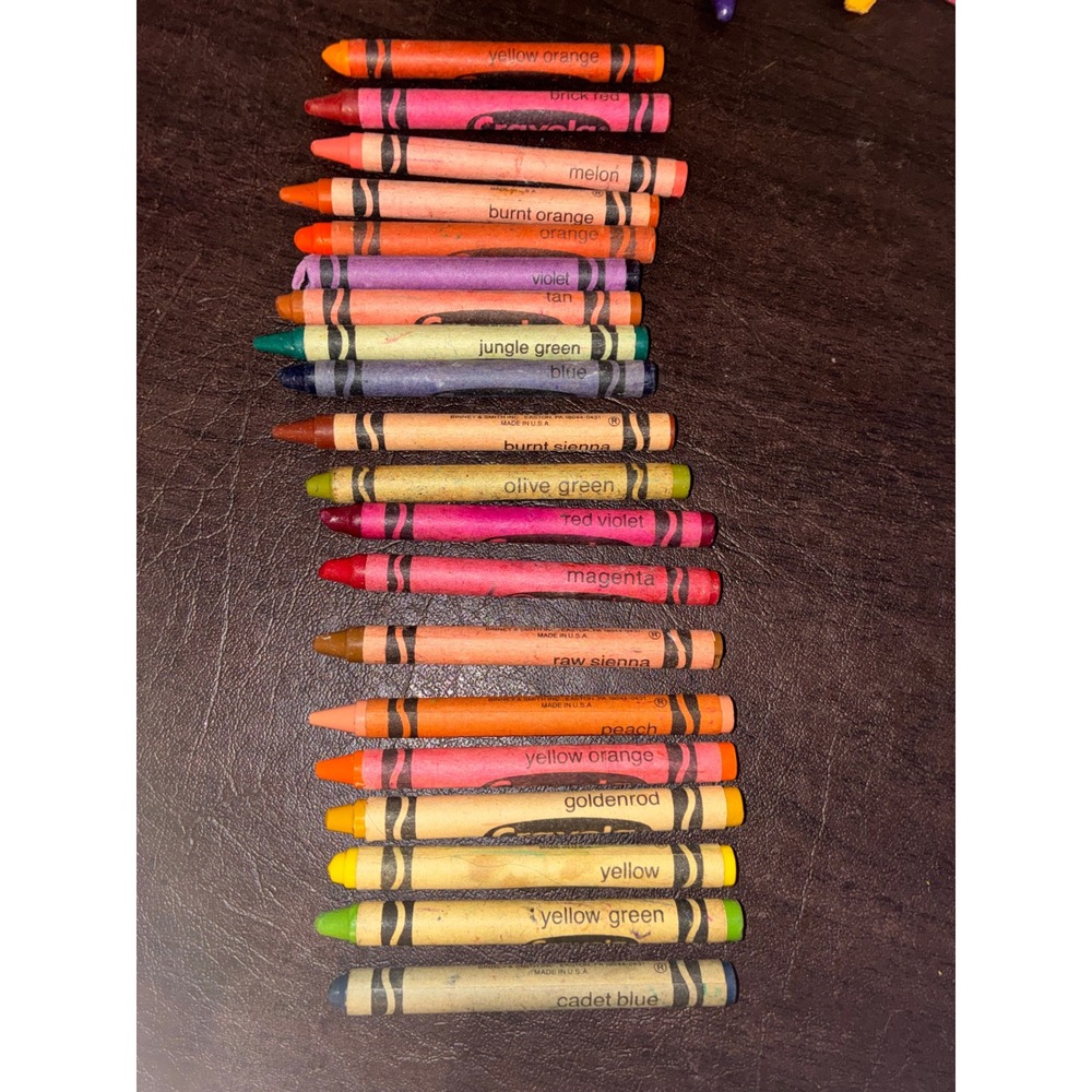 Vintage Crayola Crayons Lot 1 LB 13 OZ Binney & Smith Made in USA Mixed Colors